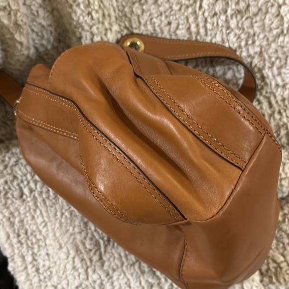 Authentic NWOT Michael Kors Caramel Brown Soft Leather Purse W/3 Inside Sections - Picture 4 of 7